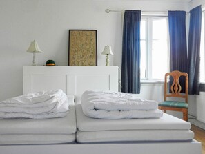 2 bedrooms, cribs/infant beds - Elegant Apartment in Skagen near Sea (Skagen)