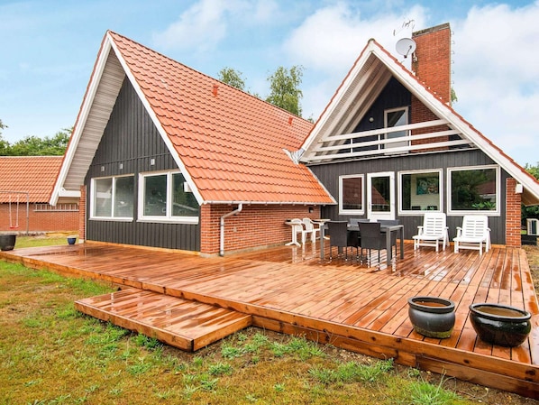 House | Exterior