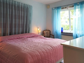 3 phòng ngủ, trang bị nội thất với thiết kế riêng biệt 