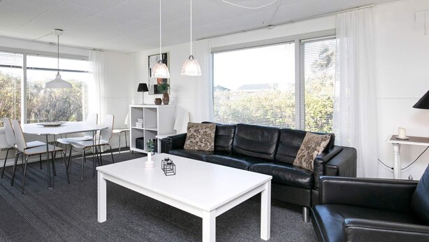 House | Interior - Elegant Holiday Home in Løkken With Terrace (Lokken)