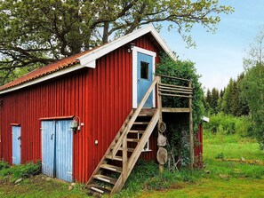 Exterior - 6 Person Holiday Home in Trädet (Åsarp)