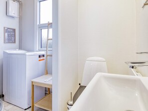 Bathroom - Chic Holiday Home in Syddanmark near Sea (Svendborg)