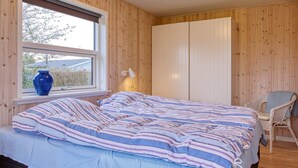 House | 2 bedrooms - Chic Holiday Home in Syddanmark near Sea (Svendborg)