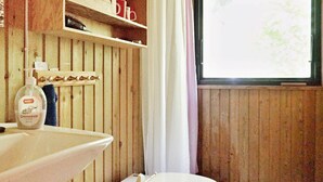 Bathroom - 6 Person Holiday Home in Ljusterö (Ljustero)