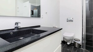 Apartment | Bathroom - 6 Person Holiday Home in Bogense (Bogense)