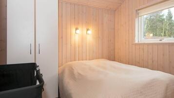 4 bedrooms