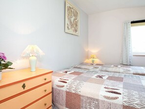 3 bedrooms, cribs/infant beds - Serene Holiday Home in Kalundborg With Terrace (Kalundborg)