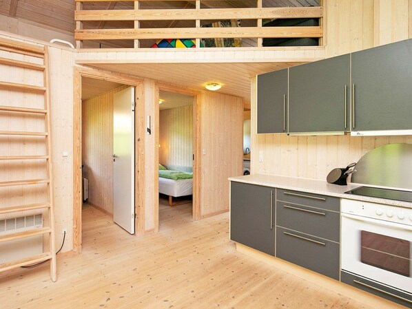 House | Private kitchen | Fridge, stovetop, dishwasher, coffee/tea maker - Simplistic Holiday Home in Jutland With Terrace (Vinderup)
