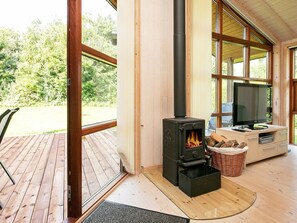Balcony - Simplistic Holiday Home in Jutland With Terrace (Vinderup)