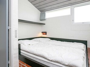 3 bedrooms