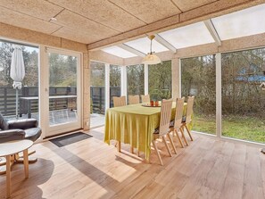 Outdoor dining - Elegant Holiday Home in Jutland With Whirlpool (Roslev)