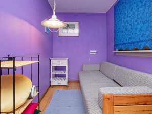 3 Schlafzimmer, Babybetten