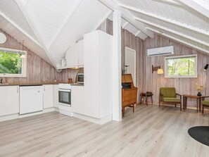 House | Private kitchen | Highchair