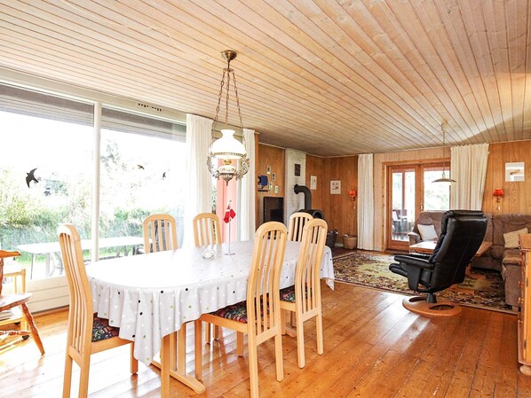 House | Living room - Traditional Holiday Home in Blåvand With Sauna (Blavand)