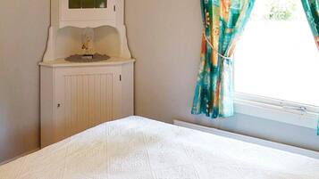 House | 2 bedrooms, individually furnished