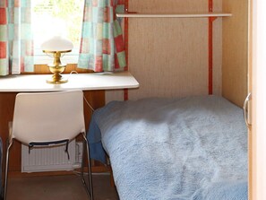 3 bedrooms, individually furnished