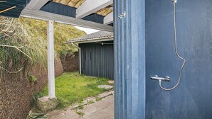 Bathroom - Modern Holiday Home in Jutland With Barbecue (Lokken)