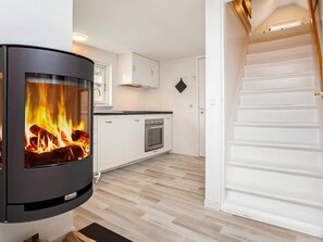 House | Interior - Idyllic Thatched Cottage Retreat-by Traum (Gedser)