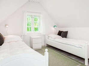 5 chambres, ameublement personnalisé