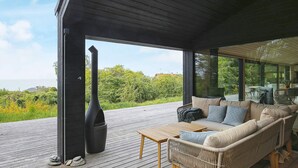 Balcony - Idyllic Holiday Home in Asnæs With Sauna (Asnaes)