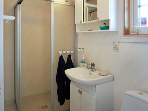 Shower - 4 Person Holiday Home in Onsala (Gottskar)