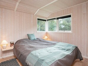 3 bedrooms, cots/infant beds - Secluded Holiday Home in Bedsted Thy With Terrace (Bedsted)