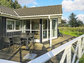Balcony - Secluded Holiday Home in Bedsted Thy With Terrace (Bedsted)