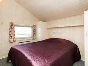 4 bedrooms - 8 Person Holiday Home in Humble (Sydlangeland)