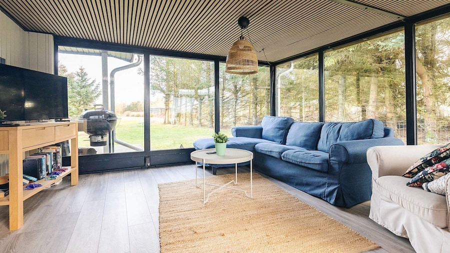 Secluded Lagoon Retreat in Hou-by Traum