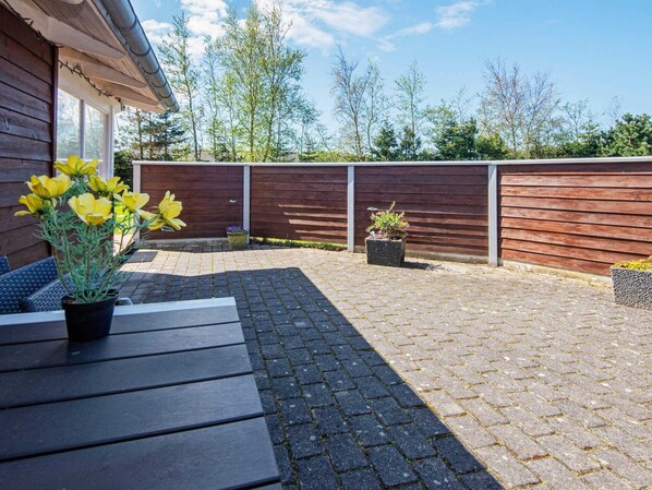 Terrace/patio - 6 Person Holiday Home in Hemmet (Hemmet)