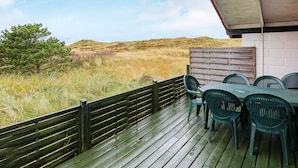 Unclassified image, 2 of 18, button - Traditional Holiday Home in Jutland With Roofed Terrace (Hirtshals)