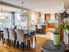 Interior - Holiday Home in Klövedal (Klovedal)