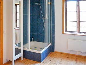 House | Interior - 4 Person Holiday Home in Skarblacka (Skärblacka)