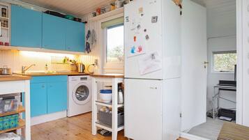 House | Private kitchen | Fridge, microwave, stovetop, high chair