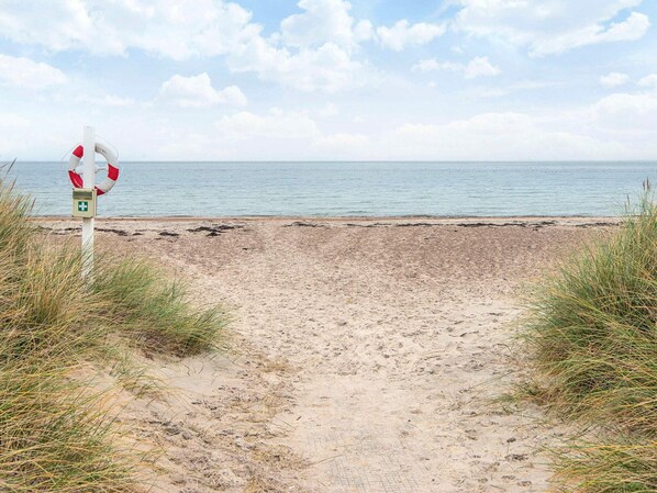 House | Beach - Seaside Charm in Gjerrild-by Traum (Grenaa)