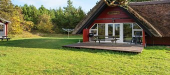 Tranquil Thatched Cottage on Romo-by Traum
