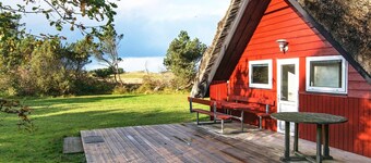 Tranquil Thatched Cottage on Romo-by Traum