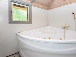 House | Spa treatment