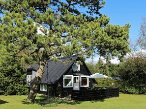 Exterior - Simplistic Holiday Home in Jutland With Terrace (Storvorde)