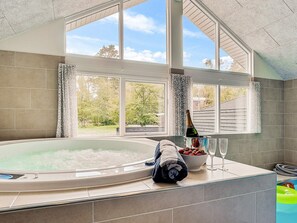 Spa treatment - 5 Star Holiday Home in Frederiksvaerk (Frederiksvaerk)