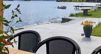 6 Person Holiday Home in Oystese