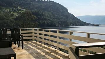 House | Terrace/patio