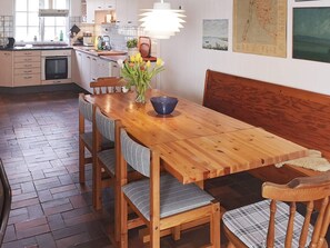 Ferienhaus | Eigene Küche | Kühlschrank, Herdplatte, Geschirrspüler
