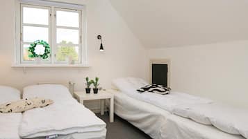 Apartment | 2 bedrooms, cribs/infant beds