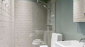 Shower, towels
