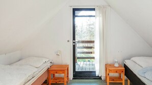 Unclassified image, 3 of 13, button - Simplstic Holiday Home in Falster With Terrace (Vaeggerlose)