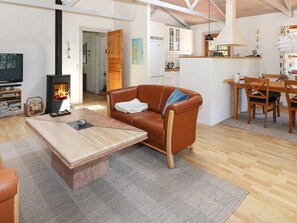 House | Living area - Lavish Holiday Home in Hadsund near Sea (Hadsund)