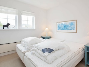 3 Schlafzimmer, Babybetten