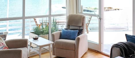 House | Living room