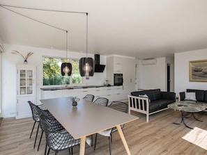 3 Schlafzimmer, Babybetten